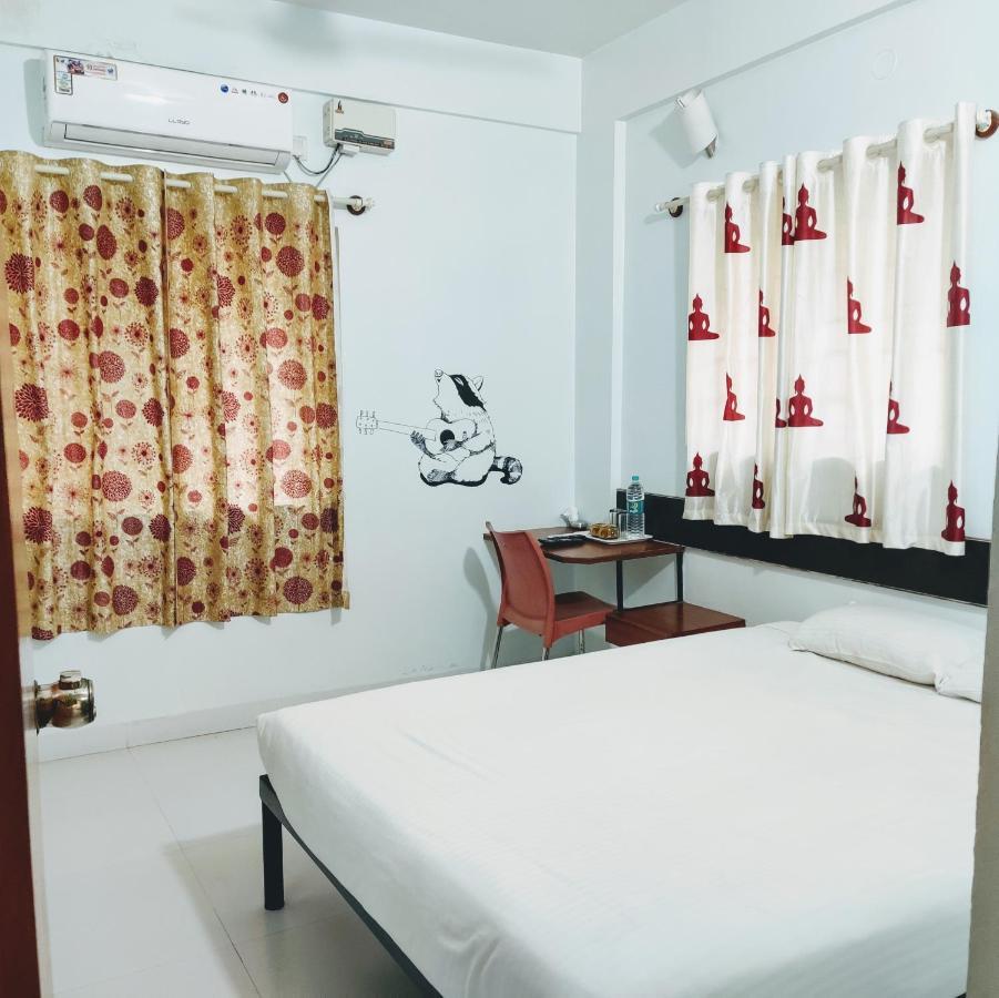 Raccoon Rooms Mysore Room photo
